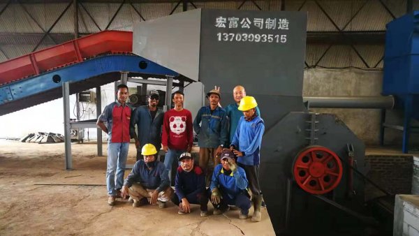 報廢汽車可以用金屬破碎機設(shè)備嗎？一套大概多少錢？